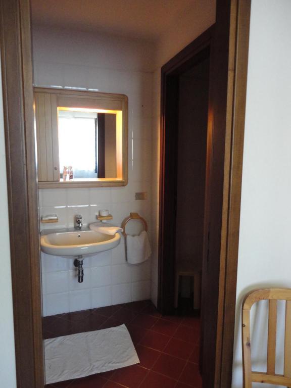 Hotel Serena Spiazzi Di Caprino Quarto foto