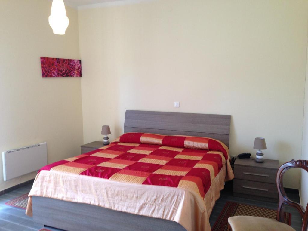 Hotel Serena Spiazzi Di Caprino Quarto foto
